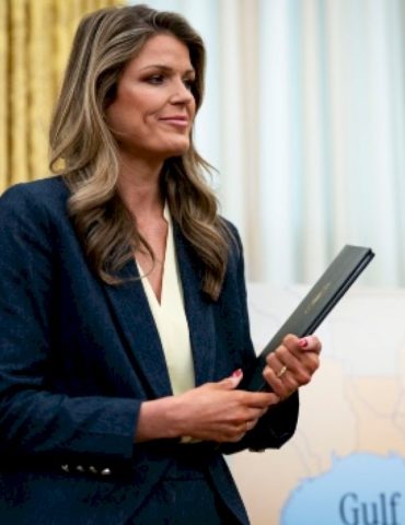 judge-orders-doj-to-explain-why-lindsey-halligan-is-still-using-the-title-of-us-attorney