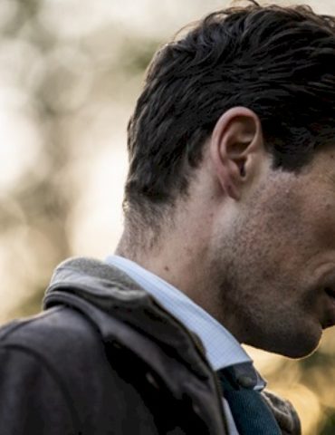 minnesota-governor-says-he-is-preparing-national-guard-amid-furor-over-fatal-ice-shooting