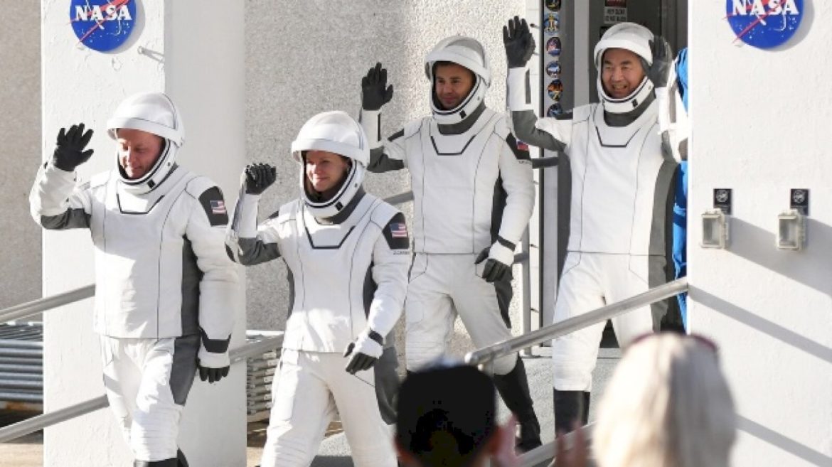 nasa-may-end-iss-mission-early-due-to-medical-situation