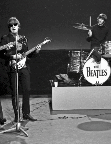 iconic-items-from-the-beatles,-david-gilmour-&-more-going-up-for-auction-in-march