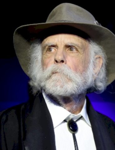 tributes-pour-in-for-grateful-dead-co-founder-bob-weir