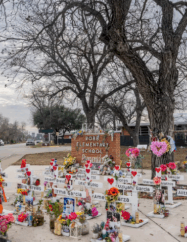 uvalde-trial-latest:-defense-uses-foam-gun-visual-aid-to-defend-police-response