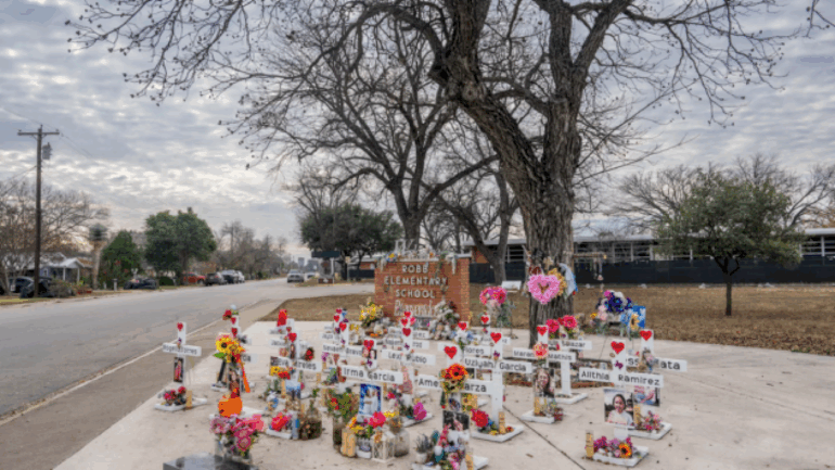 uvalde-trial-latest:-defense-uses-foam-gun-visual-aid-to-defend-police-response