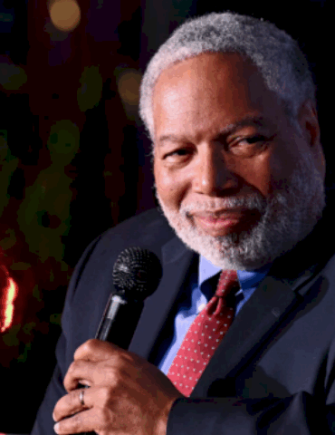 smithsonian-faces-tuesday-deadline-amid-white-house-demand-for-review