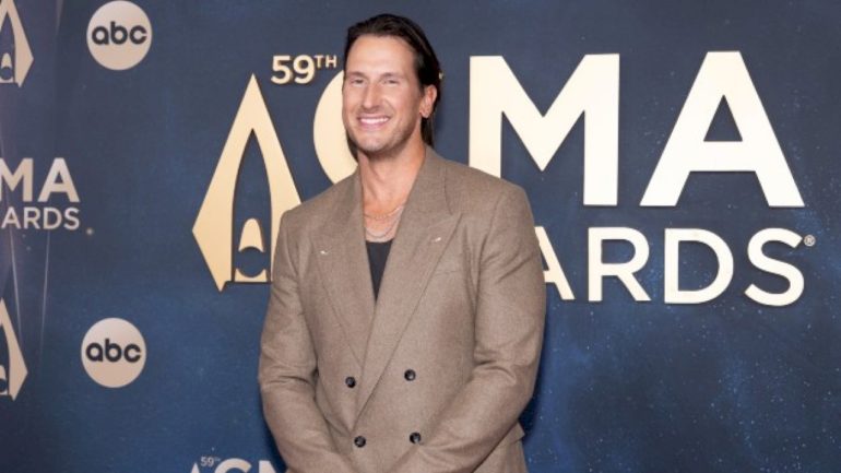 russell-dickerson-thinks-his-kids-will-one-day-be-embarrassed-by-his-tiktok-dance