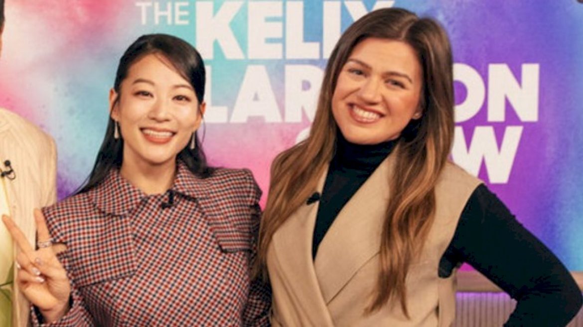 ‘kpop-demon-hunters’-cast-praises-kelly-clarkson-for-‘what-it-sounds-like’-cover