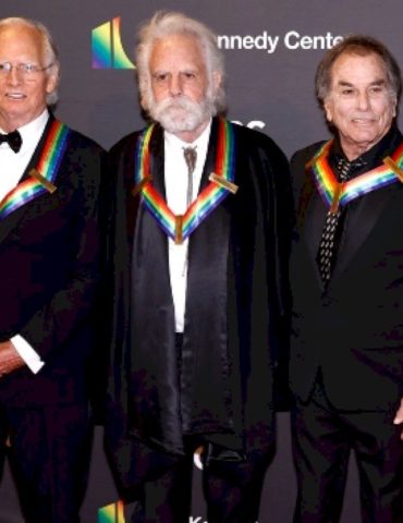 grateful-dead’s-bill-kreutzmann-pays-tribute-to-bob-weir