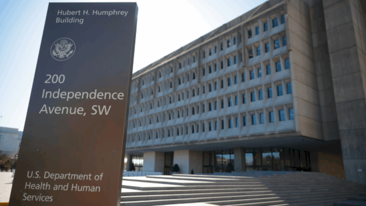 administration-reinstates-hundreds-of-health-and-safety-officials-who-were-laid-off