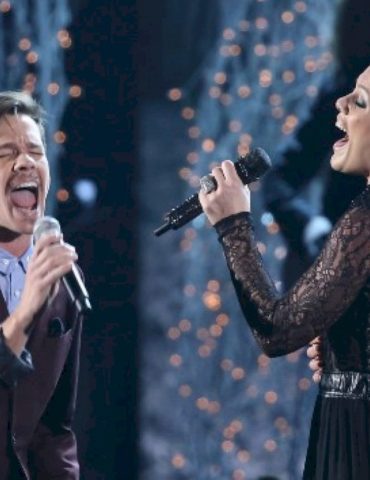 pink-celebrates-2-billion-views-of-‘just-give-me-a-reason’