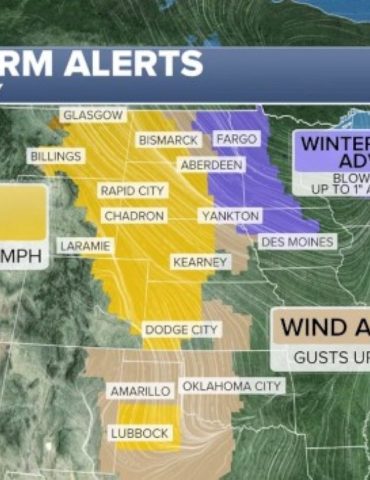 major-winter-storm-moving,-bringing-strong-wind-gusts,-snow-to-plains-and-northeast