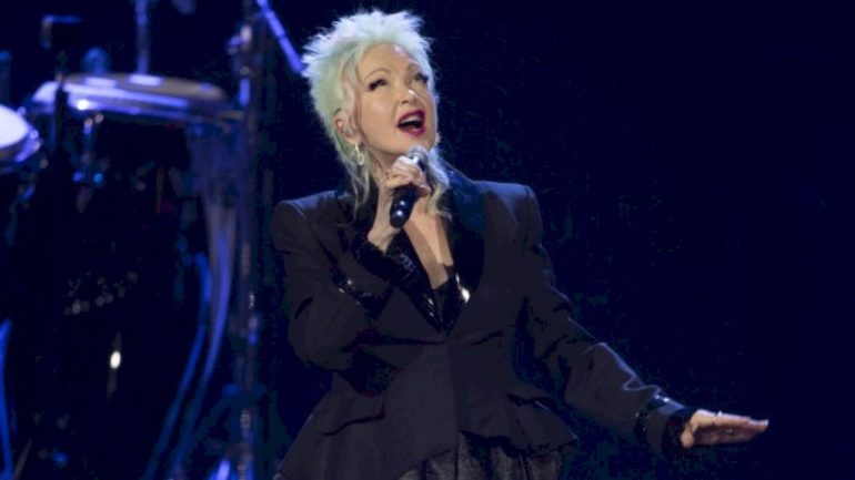 girls-just-want-to-have-fun-—-shopping-cyndi-lauper’s-closet