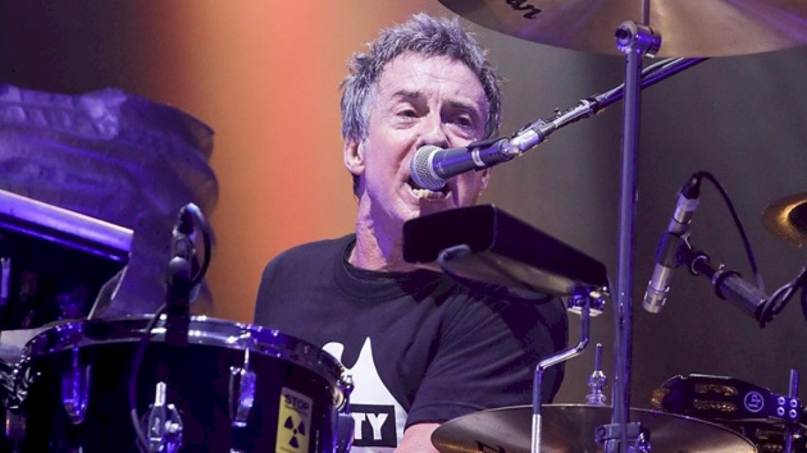 midnight-oil-drummer-rob-hirst-dead-at-70