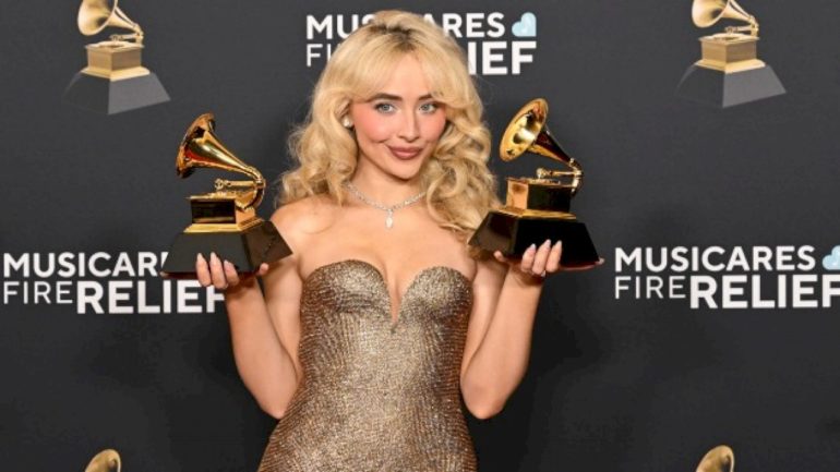 sabrina-carpenter-to-perform-at-2026-grammys