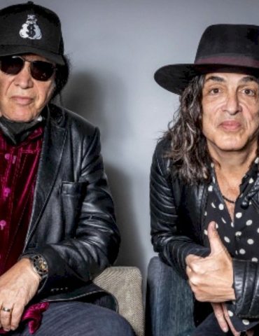 kiss’-paul-stanley-and-gene-simmons-among-2026-songwriters-hall-of-fame-inductees