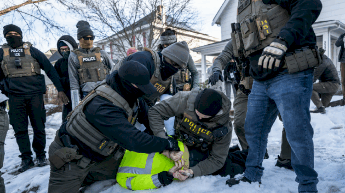 ice-memo-allows-agents-to-enter-homes-without-judicial-warrant:-whistleblower-complaint