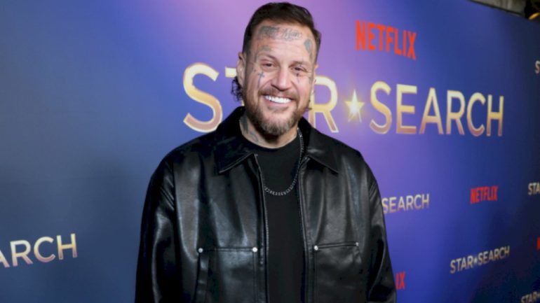 jelly-roll’s-coaching-basketball-after-losing-300-pounds