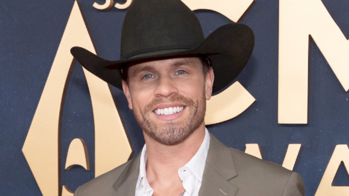 dustin-lynch-may-not-be-‘easy-to-love,’-but-touring-with-scotty-mccreery-is