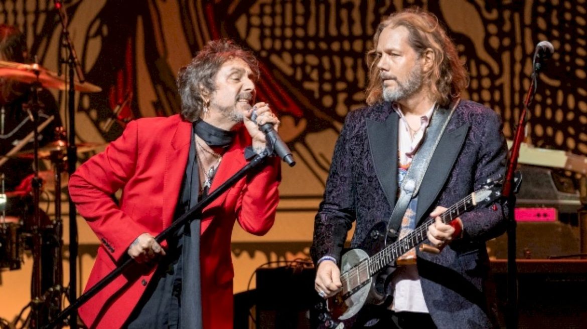 the-black-crowes-announce-new-2026-tour-dates