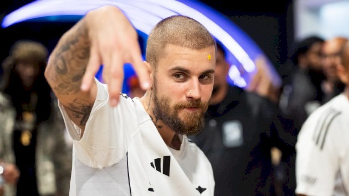 the-grammys-got-‘swag’:-justin-bieber-to-perform-on-the-awards-show