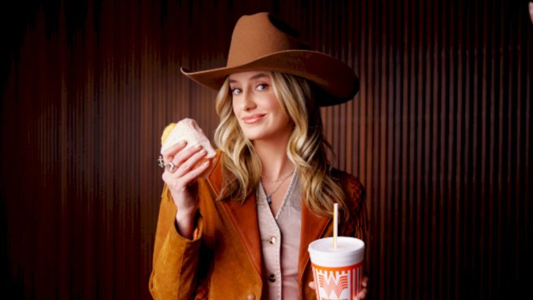 lainey-wilson’s-feeding-you-breakfast-feb.-4