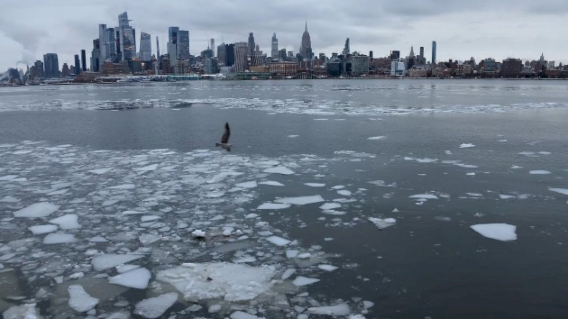 snowstorm-headed-to-southeast:-north-carolina-and-south-carolina-declare-state-of-emergency