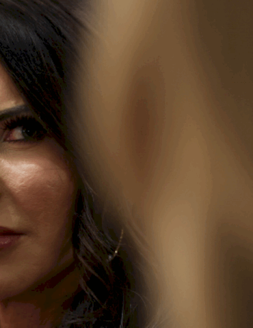 former-officials-say-dhs-tactics-undermine-public-trust-after-series-of-contradictory-statements