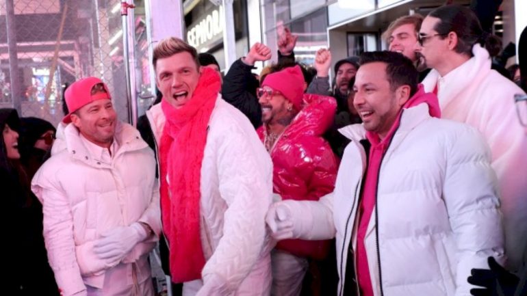 get-a-sneak-preview-of-backstreet-boys’-new-t-mobile-ad