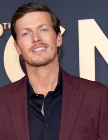 get-ready-to-‘ride-ride-ride’-with-george-birge-&-luke-bryan