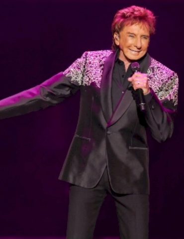 barry-manilow-postpones-february-las-vegas-dates