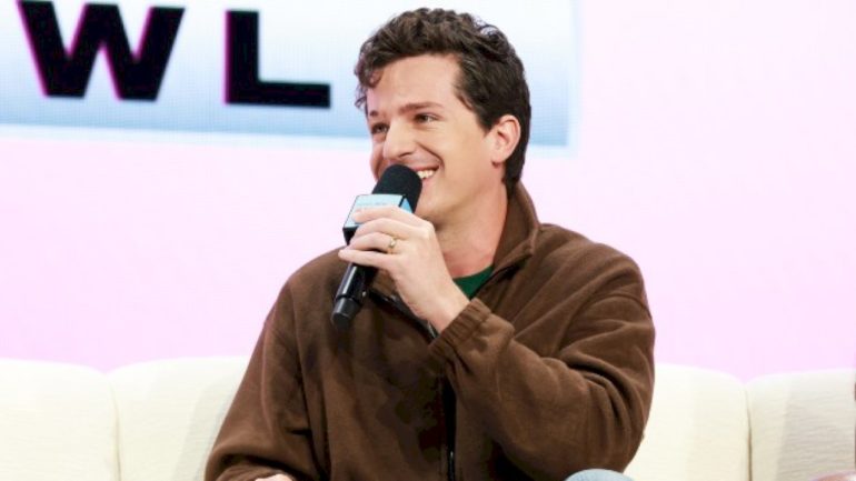 super-bowl-singer-charlie-puth-hopes-viewers-‘feel-inspired’-by-his-take-on-‘the-star-spangled-banner’