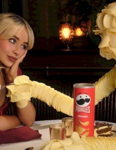 pop-star-super-bowl-commercial-roundup:-sabrina-carpenter,-lady-gaga-and-more