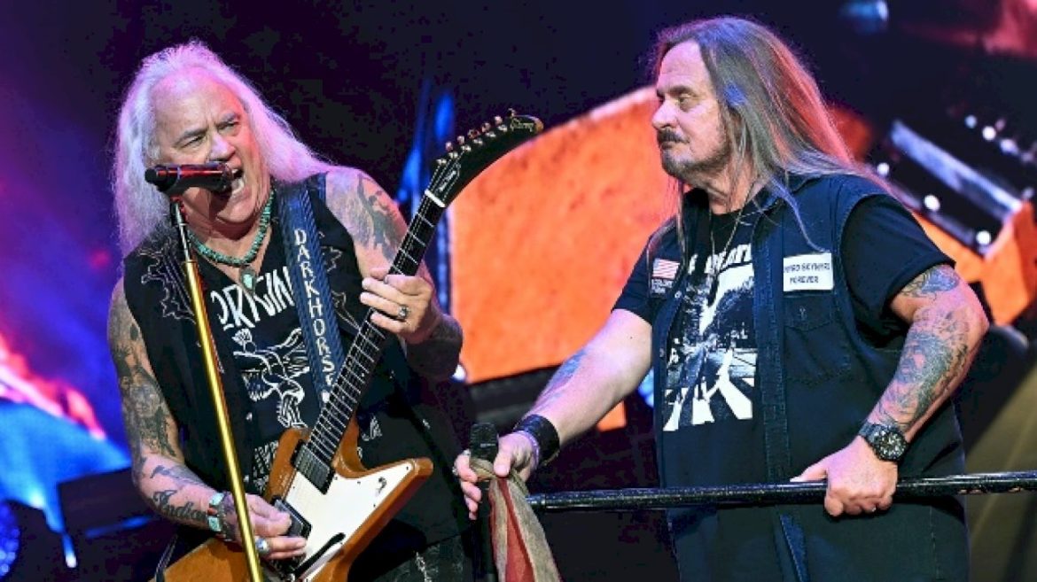 lynyrd-skynyrd-launches-#freebirdmoment-contest