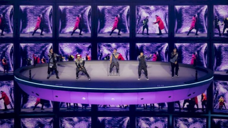 the-real-genius-behind-the-backstreet-boys’-sphere-las-vegas-residency?-aj’s-wife