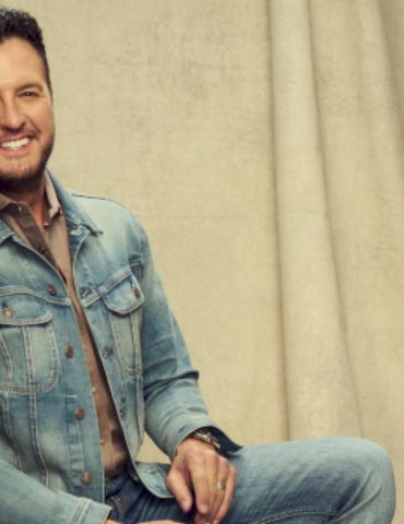 hear-the-‘word-on-the-street’-from-luke-bryan