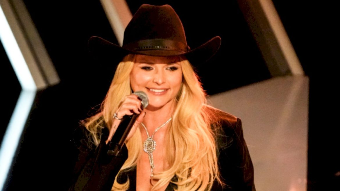 miranda-lambert-continues-the-legacy-of-doris-day-on-world-spay-day