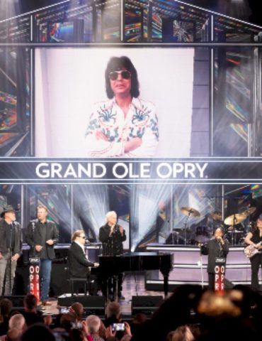 the-opry-reveals-its-nextstage-class-of-2026-as-it-honors-ronnie-milsap