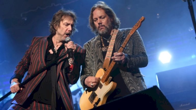 the-black-crowes-‘excited-and-thrilled’-with-rock-&-roll-hall-of-fame-nomination