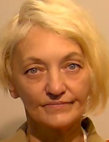 svetlana-‘the-stowaway’-dali-allegedly-snuck-onto-united-flight-at-newark-airport:-sources