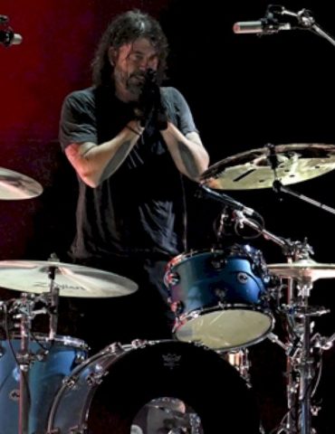 dave-grohl-took-inspiration-from-daughter-violet’s-music-on-new-foo-fighters-album