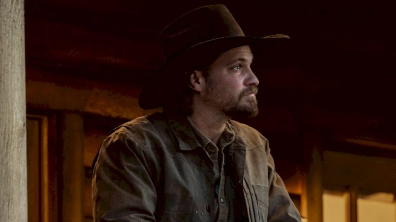 luke-grimes-is-‘haunted’-ahead-of-riley-green’s-‘marshals’-debut