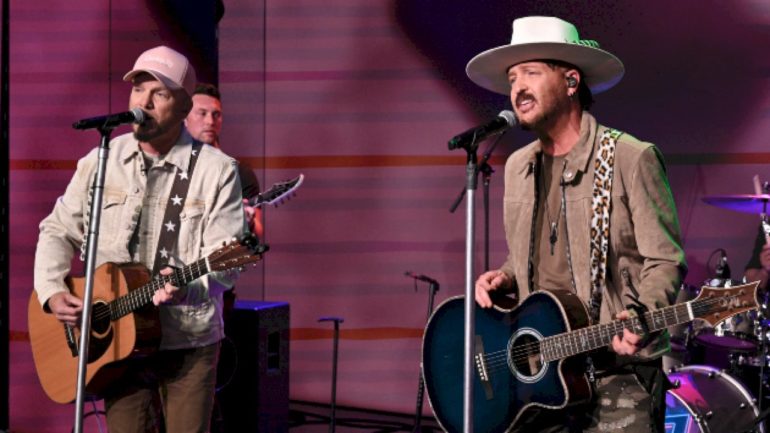 why-locash’s-‘wrong-hearts’-walks-rascal-flatts’-‘broken-road’