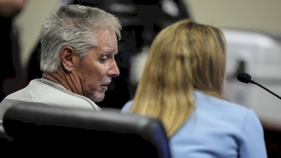 jury-convicts-suspected-georgia-school-shooter’s-father-of-murder