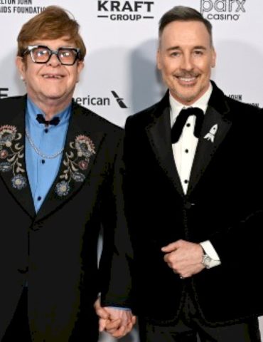 photo-of-elton-john,-husband-and-sons-now-on-display-at-london’s-national-portrait-gallery