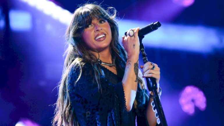 isn’t-it-‘ironic’?-ella-langley-to-play-sxsw-show-with-alanis-morissette