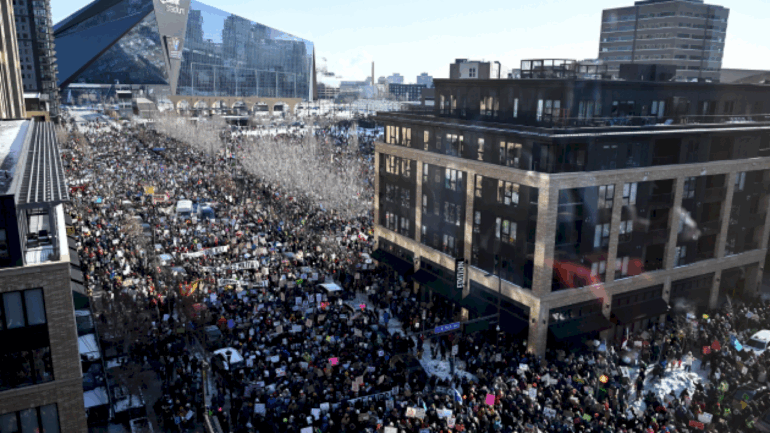 ‘a-very-distressing-thing-to-witness’:-experts-explain-psychological-impact-of-seeing-minneapolis-shootings