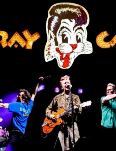 the-stray-cats-announce-dates-for-new-summer-tour