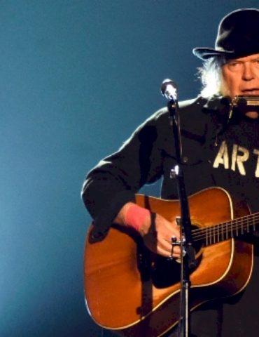 neil-young-back-in-the-studio-with-chrome-hearts