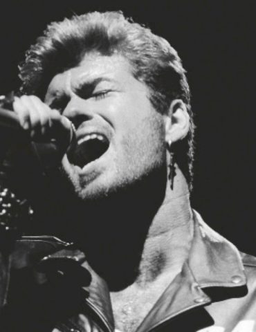 never-before-seen-george-michael-concert-film-is-coming-to-theaters