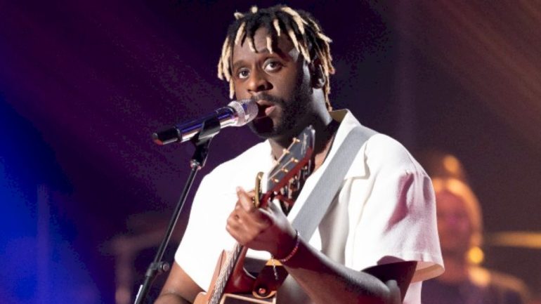 myles-smith-returns-to-hometown-for-free-surprise-show