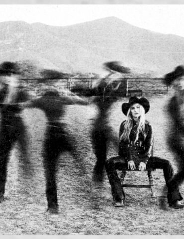 lainey-wilson-‘can’t-sit-still’-as-she-starts-new-era-of-music